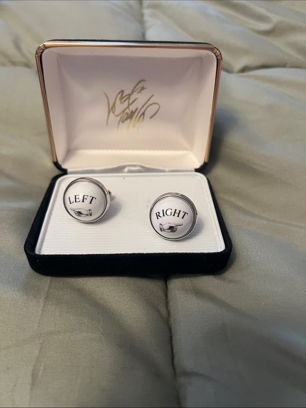 Lord & Taylor Black and White 'Left' 'Right' Novelty Cuff Links